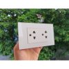 Ổ cắm âm tường Chữ nhật viền kính cường lực, 10A-13A TSW-R1